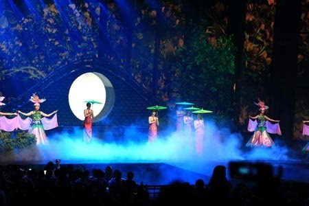 宋城演艺上市十年首亏,拟计提长期股权投资减值准备超