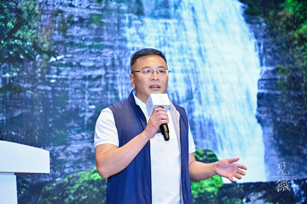 中共景东黎族自治县委副书记、县人民政府县长李八一.png