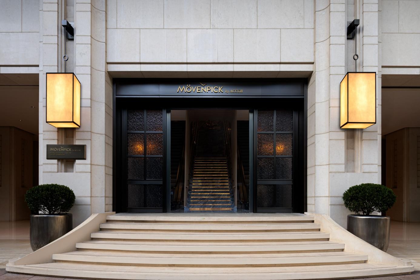 1764644056182520.jpg 1.jpg