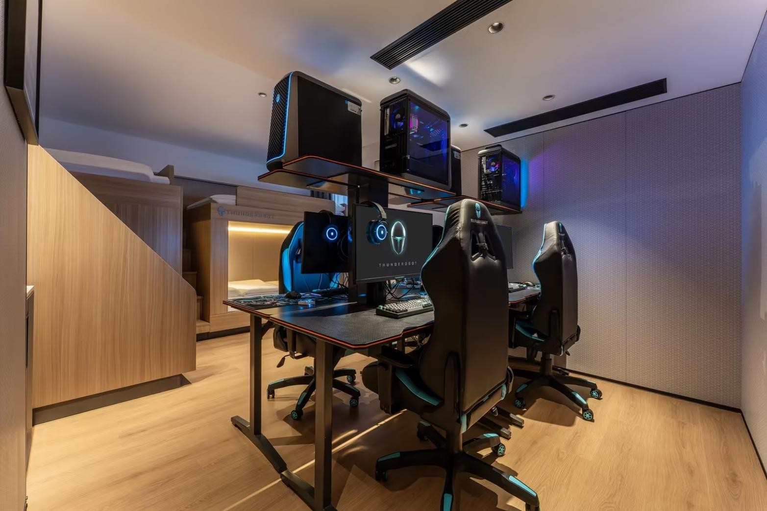 1774842704518921.jpg 3.jpg